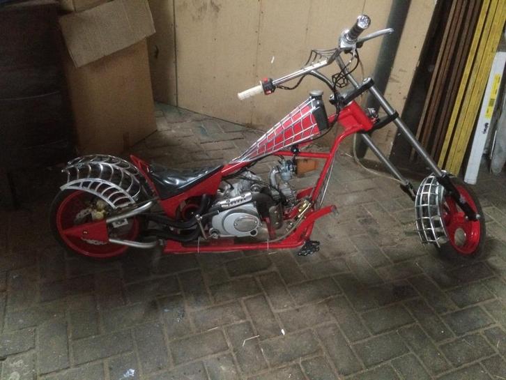 Spiderman chopper 110 cc midibike in spiderman uitvoering, Fietsen en Brommers, Minibikes, Midibikes en Pitbikes, Gebruikt, Pitbike