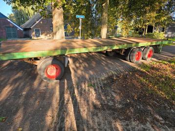 Platte wagen, landbouwwagen, balen wagen beschikbaar voor biedingen