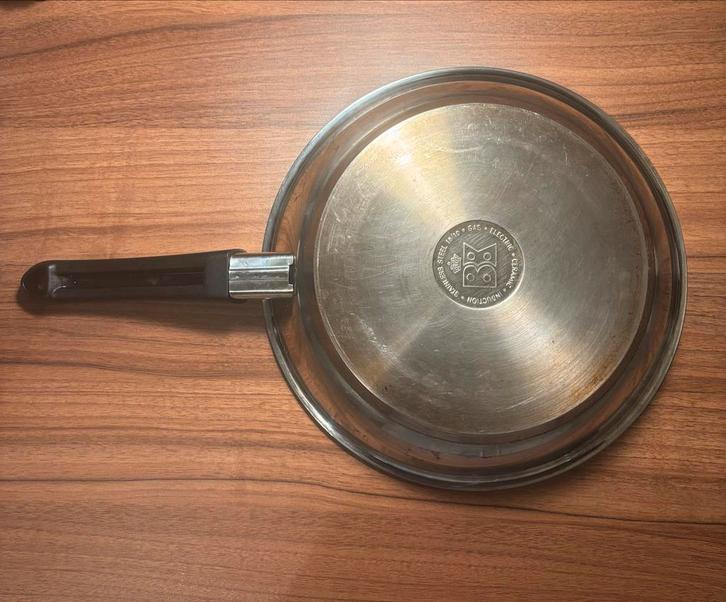 Roestvrijstalen Koekenpan BK, Huis en Inrichting, Keuken | Potten en Pannen, Gebruikt, Koekenpan of Braadpan, Rvs, Inductieplaat