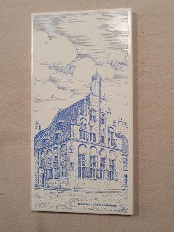 tegel Doesburg gemeentehuis beschikbaar voor biedingen