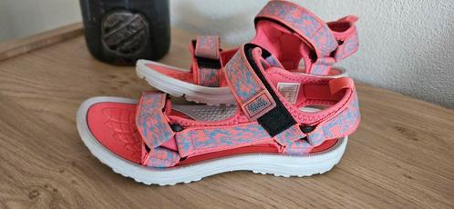 Sandaal maat 36 nieuw, Kinderen en Baby's, Kinderkleding | Schoenen en Sokken, Zo goed als nieuw, Overige typen, Jongen of Meisje