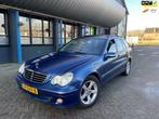 Mercedes-Benz C-klasse Combi 180 K. Avantgarde/LEER/DAKJE/NA, Auto's, Mercedes-Benz, Achterwielaandrijving, Zwart, Handgeschakeld