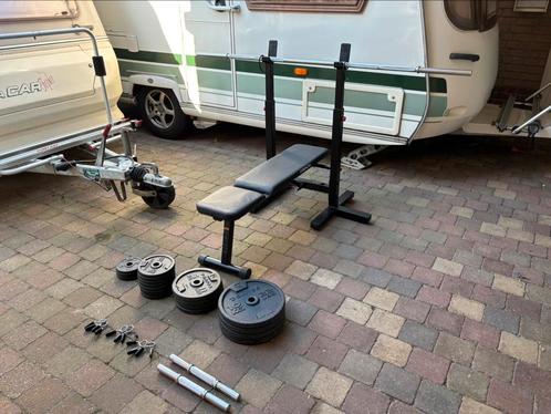 Halterbank + gewichten set 93kg, Sport en Fitness, Fitnessmaterialen, Zo goed als nieuw, Fitnessbank, Ophalen