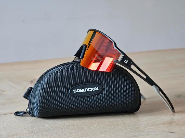 Lichte Rockbros Sportbril Rood/Geel - Nieuw met Case, Fietsen en Brommers, Fietsaccessoires | Fietskleding, Nieuw, Dames, Heren