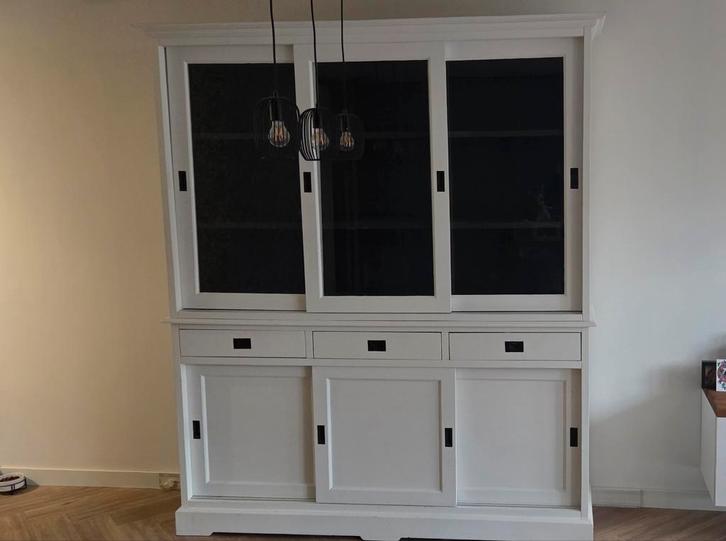 Buffetkast Wit met Antraciete Binnenkant, Huis en Inrichting, Kasten | Buffetkasten, Zo goed als nieuw, 200 cm of meer, 150 tot 200 cm