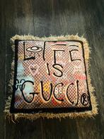 Sierkussen Life is Gucci, Ophalen of Verzenden, Zo goed als nieuw, Overige kleuren, Vierkant