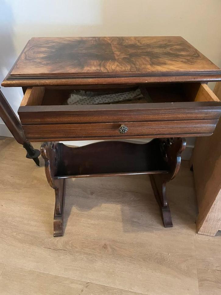 Antiek biedermeier naaitafeltje, Antiek en Kunst, Antiek | Woonaccessoires, Ophalen