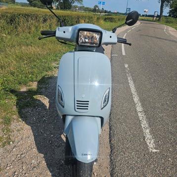 Scooter BTC Riva (look a like) beschikbaar voor biedingen