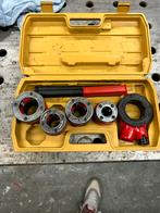 Draadsnij set, Doe-het-zelf en Verbouw, Gereedschap | Handgereedschap, Ophalen of Verzenden, Zo goed als nieuw