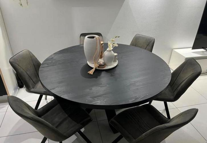 Zwarte ronde eettafel 150 cm met glasplaat, Huis en Inrichting, Tafels | Eettafels, Gebruikt, 100 tot 150 cm, Vijf personen of meer