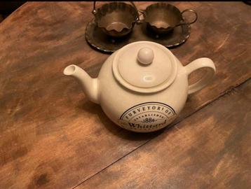 Vintage Whittard Essentials of Chelsea 1886 theepot beschikbaar voor biedingen