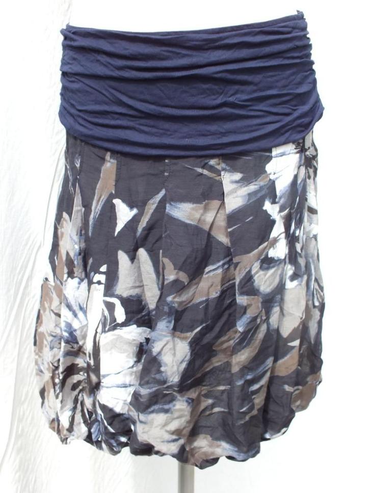 Toffe ballon rok. Donkerblauw, bloemetjes. Mt M, Kleding | Dames, Rokken, Zo goed als nieuw, Maat 38/40 (M), Blauw, Knielengte
