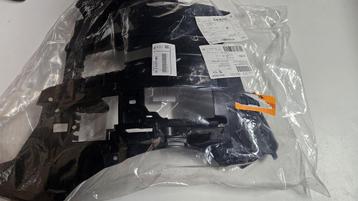 Voorbumper montage steun bracket links Mini  Cooper serie J0 beschikbaar voor biedingen