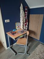 Mooi bureau met opbergvak, Ophalen