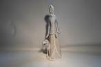 Lladro Tengra Spain Vrouw Hond, Antiek en Kunst, Antiek | Porselein, Ophalen of Verzenden