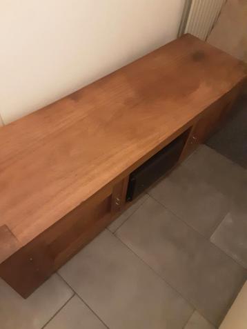 Teak TV Kastje beschikbaar voor biedingen
