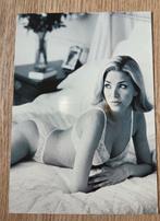 Sexy blonde vrouw in lingerie op bed, Verzenden, 1980 tot heden, Ongelopen, Overige thema's