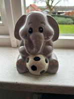 Leuke spaarpot in de vorm van een olifant, Ophalen of Verzenden, Gebruikt, Overige materialen, Minder dan 50 cm