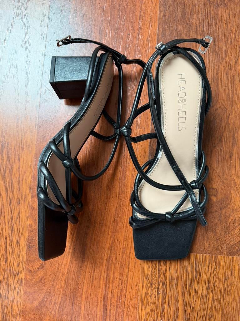 Black Block Heel Sandals – Size EU 39 – Good Condition, Kleding | Dames, Ophalen of Verzenden, Zo goed als nieuw, Zwart