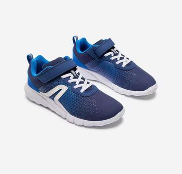 Lichte sneakers met klittenband van Decathlon maat 35  beschikbaar voor biedingen