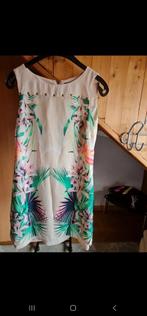 merkkleding, Kleding | Dames, Jurken, Ophalen of Verzenden, Zo goed als nieuw, Onder de knie