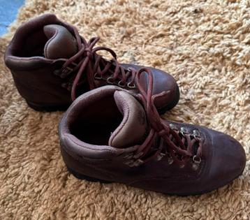 Wandelachoenen timberland 39,5 beschikbaar voor biedingen