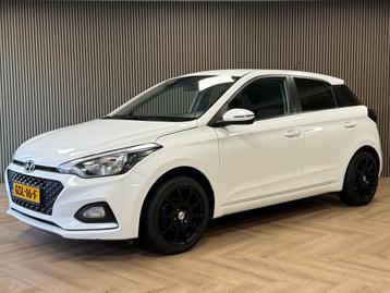 Hyundai I20 1.2 HP i-Motion Premium NAVIGATIE CARPLAY AIRCO  beschikbaar voor biedingen