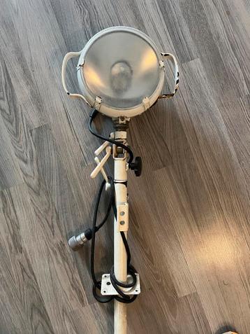 Bosch zoeklamp licht Mercedes Benz oldtimer beschikbaar voor biedingen