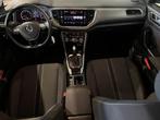 Volkswagen T-ROC 1.5 TSI STYLE BNS RIJKLAAR l ACC l CLIMA l, 1254 kg, Euro 6, 4 cilinders, Zwart