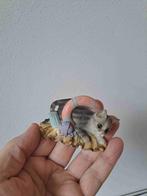 Poes keukenmagneet van kunsthars met zwemband 8x5x2cm, Verzamelen, Ophalen of Verzenden, Zo goed als nieuw, Hond of Kat, Beeldje of Figuurtje