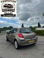 Renault Clio 1.2 16V 55KW 3D 2009 Beige NIEUWE APK RIJKLAAR!, Auto's, Renault, Voorwielaandrijving, 535 kg, 74 pk, 4 cilinders