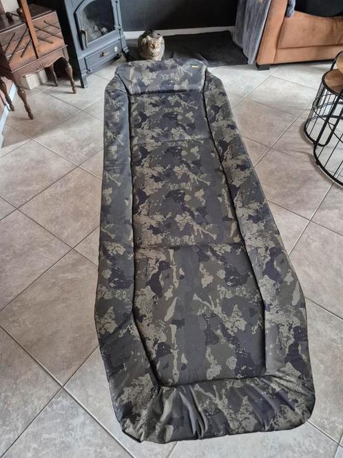 Hagelnieuwe Solar stretcher + Fox Eos 2 slaapzak, Watersport en Boten, Hengelsport | Karpervissen, Nieuw, Overige typen, Ophalen