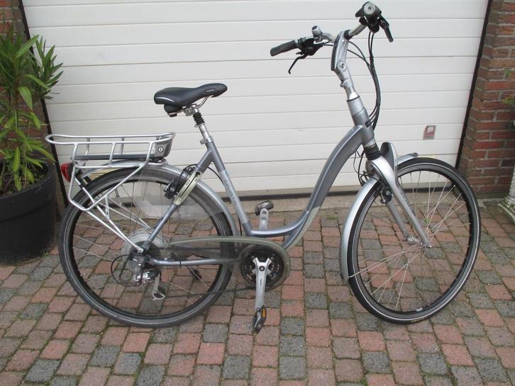 dames fiets met 24 versnellingen, Fietsen en Brommers, Fietsen | Dames | Damesfietsen, Gebruikt, Sparta, Versnellingen, 53 tot 56 cm