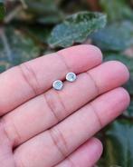Blauw Topaas Oorstekers Dana - Echt Zilver, Info@lavicollection.com, Nieuw, Met edelsteen, LAVI