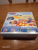 Wie is het? Bordspel - Hasbro, Hobby en Vrije tijd, Gezelschapsspellen | Bordspellen, Een of twee spelers, 1027 Newport Avenue, Pawtucket, RI 02861, USA