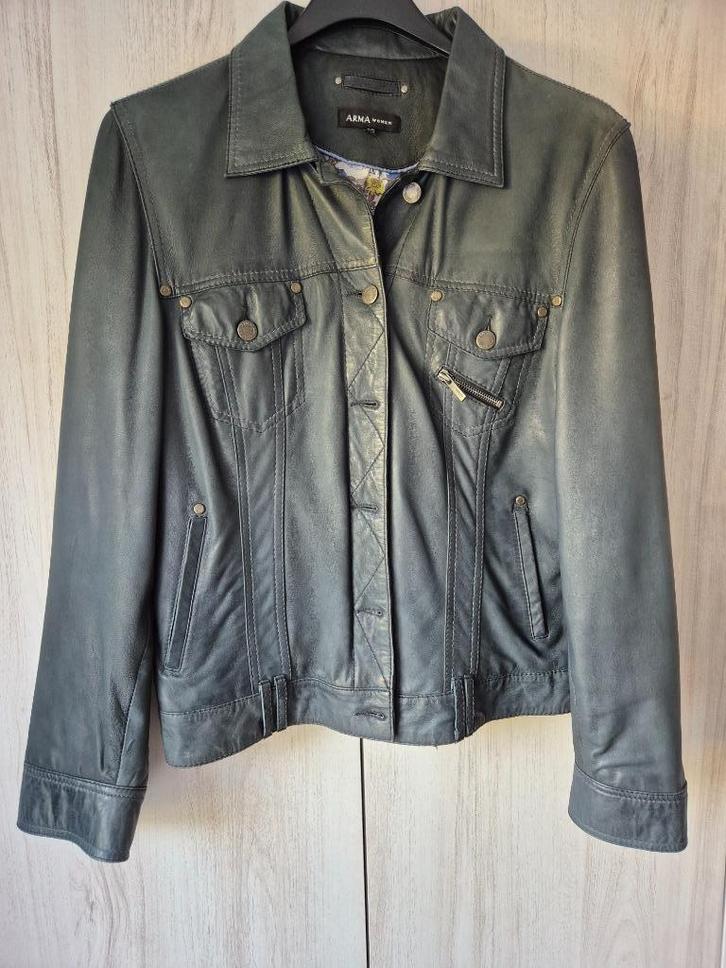 ARMA WOMEN leren jasje blauw mt 46 zgan, Kleding | Dames, Jasjes, Kostuums en Pakken, Zo goed als nieuw, Jasje, Maat 46/48 (XL) of groter