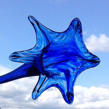 Glasobject Bloem Artglass Glashütte Erpentrup beschikbaar voor biedingen