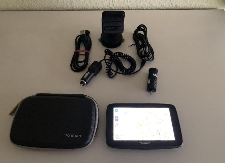 TomTom GO 5200 WiFi Bluetooth, Auto diversen, Autonavigatie, Zo goed als nieuw, Ophalen