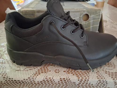 Lowa Reno - maat 48 - nieuw!, Kleding | Heren, Schoenen, Nieuw, Wandelschoenen of Bergschoenen, Zwart, Ophalen of Verzenden