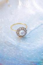 Vintage 18 karaat ring met parel en diamanten, Ophalen of Verzenden