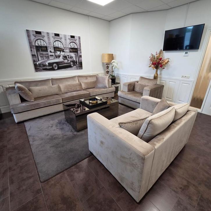 Complete Luxe Woonset – Erik Kuster / Richmond Interiors, Huis en Inrichting, Banken | Complete zithoeken, Zo goed als nieuw, Stof