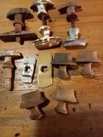 Oude deurbeslag en kruk., Ophalen of Verzenden