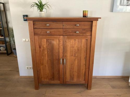 3 noten houten kasten (ook los te koop), Huis en Inrichting, Kasten | Vitrinekasten, Zo goed als nieuw, Met lade(s), Met deur(en)
