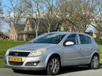 Opel Astra 1.6 Temptation | Nap | Clima, Auto's, Opel, Origineel Nederlands, Te koop, Zilver of Grijs, 5 stoelen
