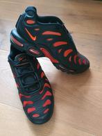 Nike Air Max Plus Drift - Off Noir/Rood, Kleding | Heren, Schoenen, Zwart, Nike, Nieuw, Ophalen of Verzenden