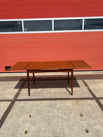 Vintage uitschuifbare teak eettafel — Deens designstijl beschikbaar voor biedingen