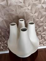 Tuitenvaas creme, Huis en Inrichting, Woonaccessoires | Vazen, Ophalen, Zo goed als nieuw, Overige kleuren, Minder dan 50 cm