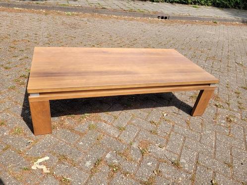 2 salontafels, noten mat gelakt en wit eiken, Huis en Inrichting, Tafels | Salontafels, Gebruikt, Minder dan 50 cm, 50 tot 100 cm