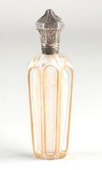 Frans kristallen parfumflesje met goudbewerking en zilver., Ophalen of Verzenden, Zilver