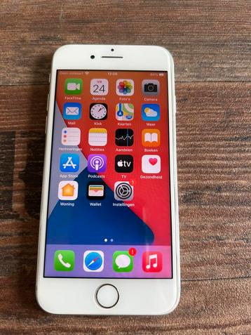 iPhone 8 wit 64GB goede accu beschikbaar voor biedingen
